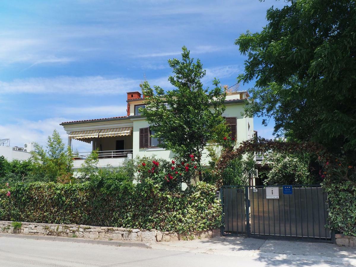 Dea Apartments PUY Exterior foto